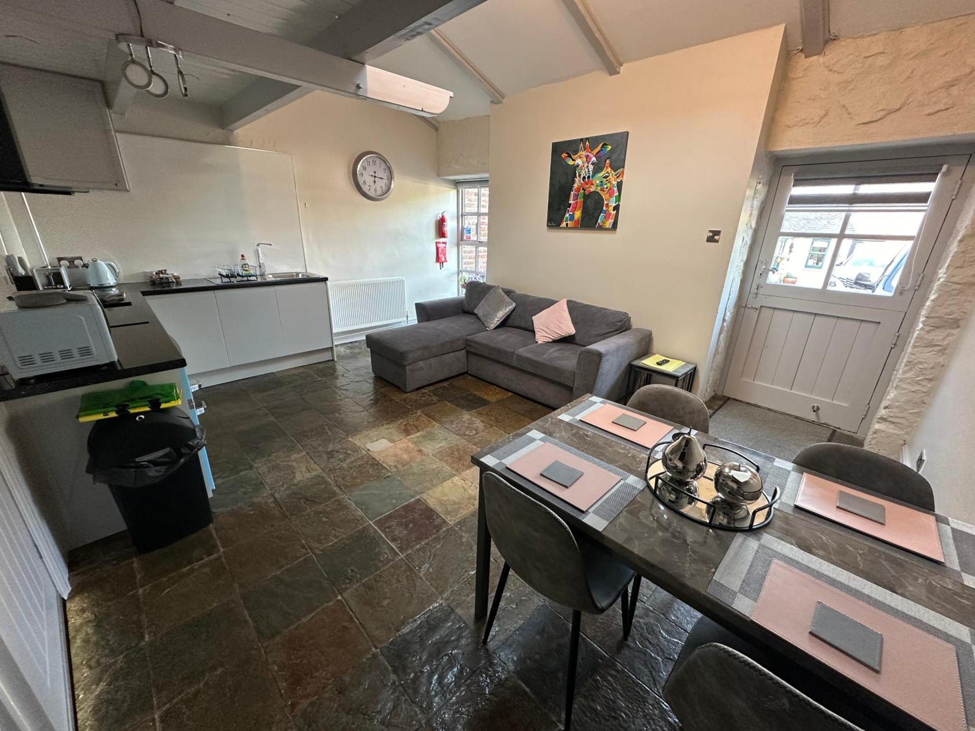 Dwylig Isa Holiday Cottages Rhuddlan Номер фото