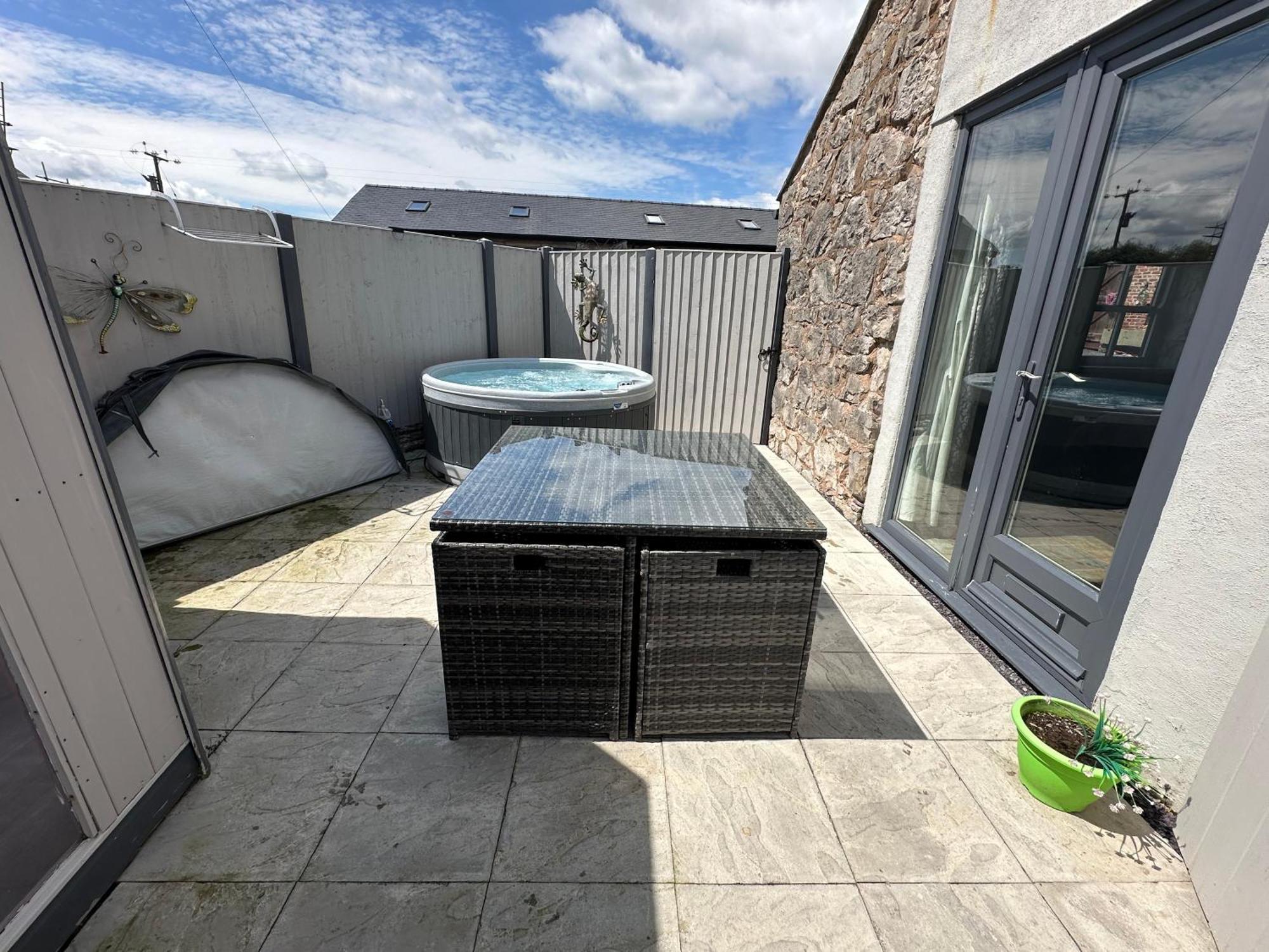 Dwylig Isa Holiday Cottages Rhuddlan Экстерьер фото